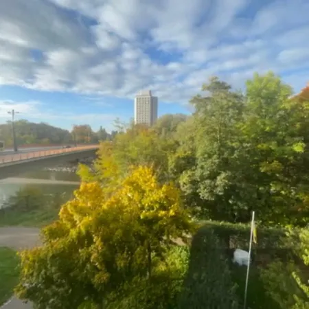 4 Zw M. Blick V. Balkon Auf Lech Augsburg