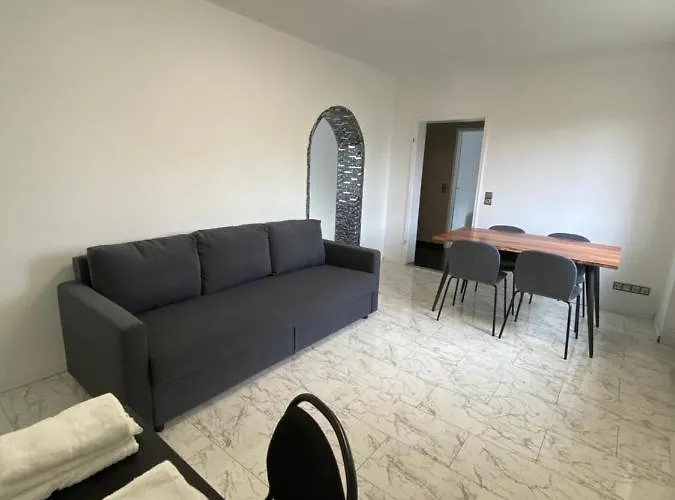 4 Zw M. Blick V. Balkon Auf Lech 아파트