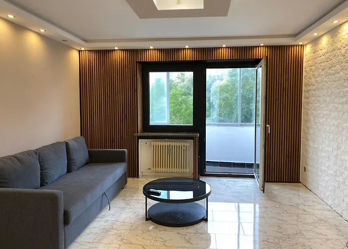 4 Zw M. Blick V. Balkon Auf Lech *